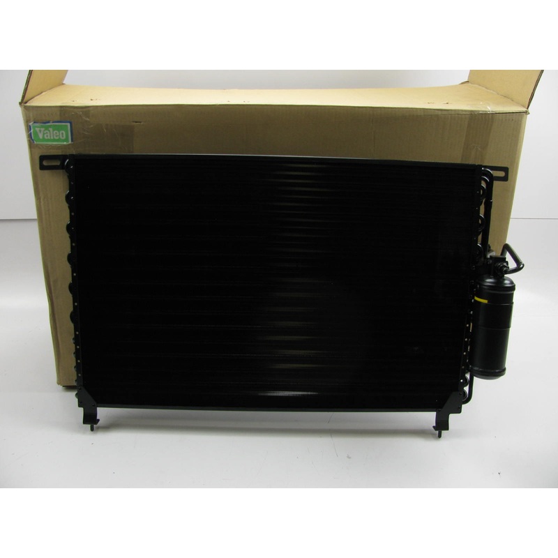 Valeo 816946 A/C Condenser for 1997-2001 Cadillac Catera 3.0L-V6