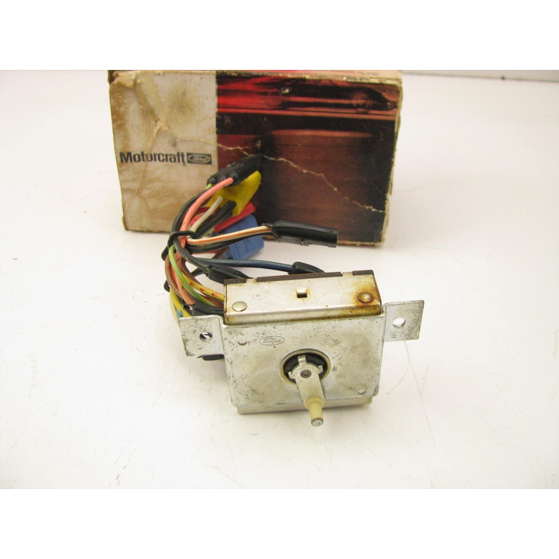 NOS Motorcraft YH-72 A/C Blower Switch D1AZ-19986-B W/ ATC