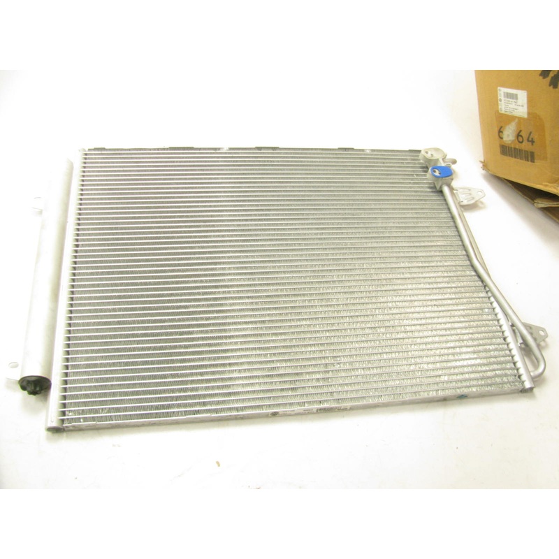NEW GENUINE OEM VW Audi 3C0820411B A/C Condenser 2009-2010 CC 2006-2010 Passat