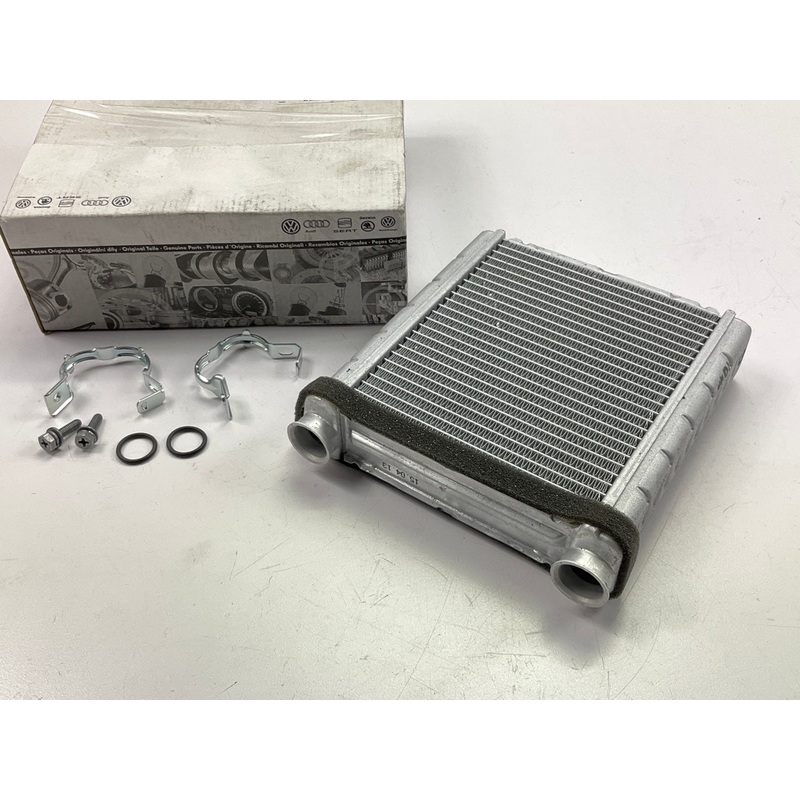 NEW OEM Audi 4H0898037B Rear Heater Core