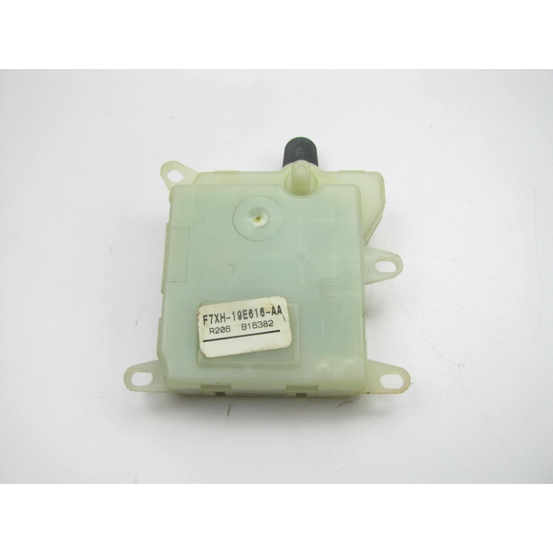 NEW OUT OF BOX - 1993-1998 Villager, Quest A/C Heater Blend Door Actuator