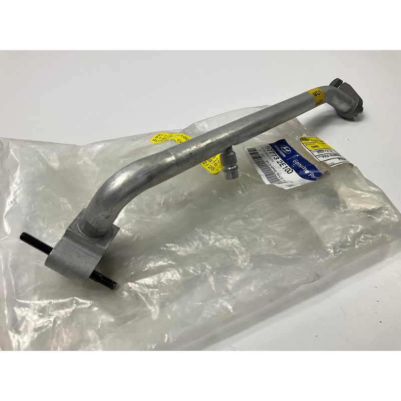 NEW GENUINE A/C Suction Line Tube Pipe OEM For 05-09 Tucson 2.0L 977732E100