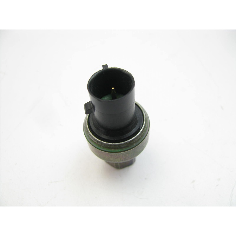NEW - OUT OF BOX 10223569 A/C Condenser Fan Switch