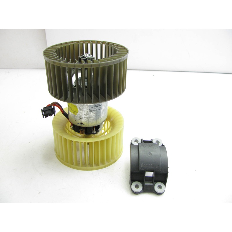 NEW - OUT OF BOX 8EW009158-051 HVAC Blower Motor With Wheel - 0130101635