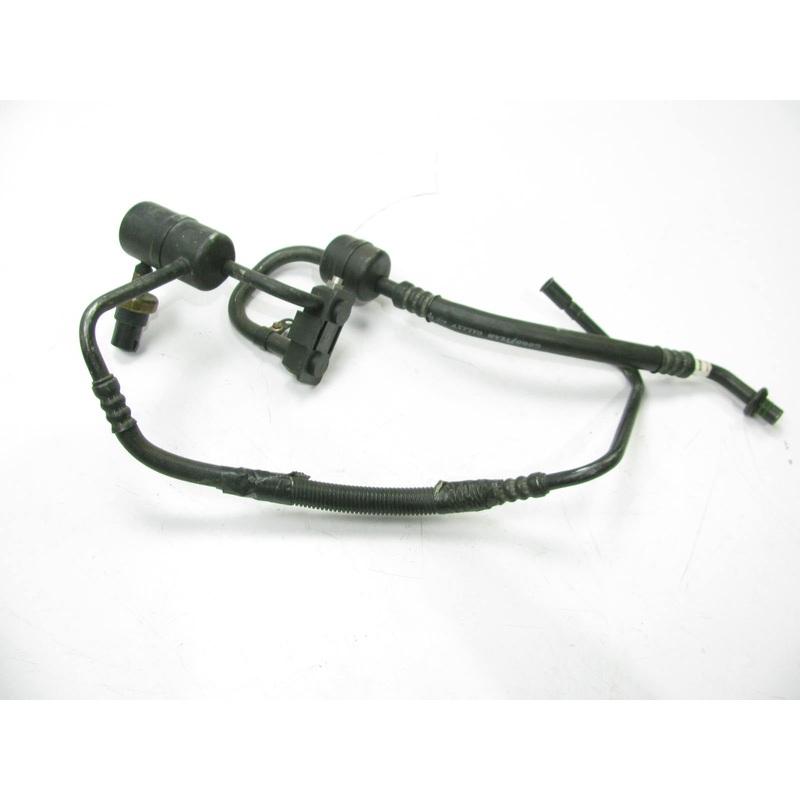 NEW - OUT OF BOX FORD F6DH-19D734-BF A/C Suction Line Hose Assembly