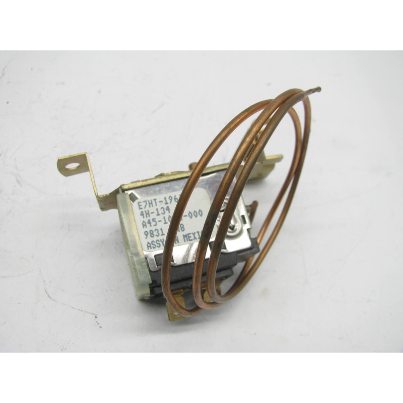 NEW - UNBOXED FORD E7HT-19618 A/C Evaporator Thermostat 1988-1990 L-Series