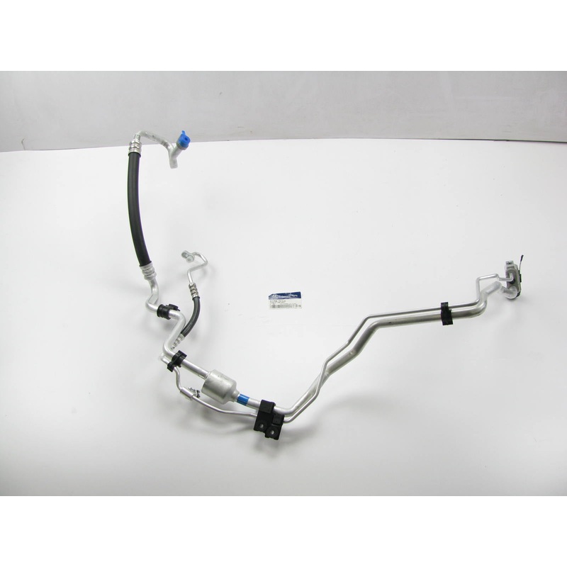 NEW - OEM GENUINE 977591U100 A/C Refrigerant Hose For 2010-2012 Hyundai Santa Fe