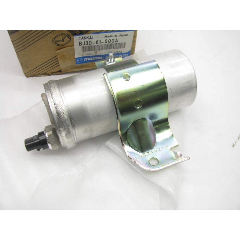 NEW - OEM Mazda BJ3D61500A A/C Receiver Drier 1999-2000 Protege