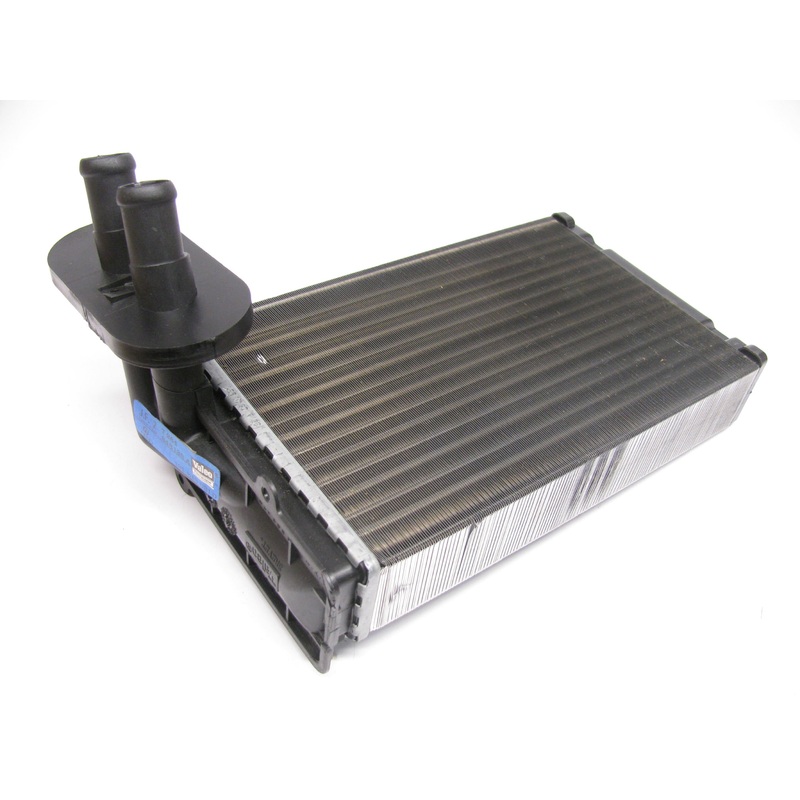 NEW - OUT OF BOX  9903 Heater Core