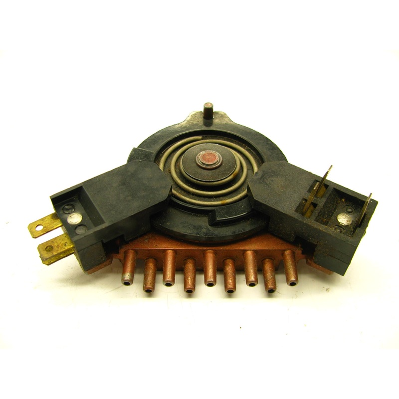 NEW - OUT OF BOX  D4OH-19B919-AB A/C Damper Door Switch 1974 Ford Torino ATC