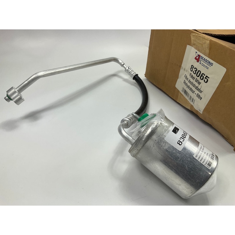 4 Seasons 83065 A/C Receiver Drier With Hose 05-07 Ford Freestyle, Five Hundred
