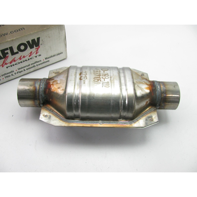 Magnaflow 337105 Universal Catalytic Converter - 2.25'' California CARB Compliant