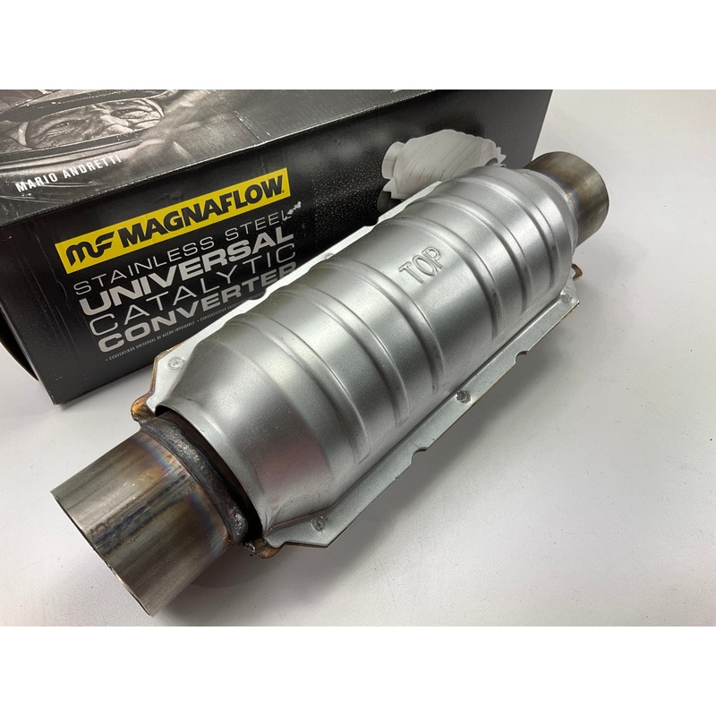Magnaflow 418006 Universal CARB Compliant Catalytic Converter 2.5'' Inlet /Outlet