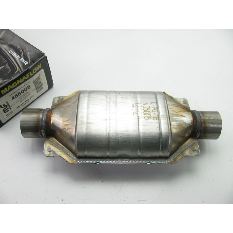 Magnaflow 455005 Universal Catalytic Converter - 2.25'' California CARB Compliant