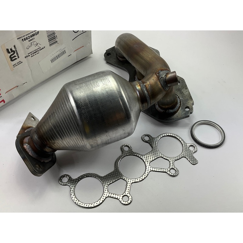 Magnaflow 50651 FRONT Direct Fit Catalytic Converter - 2007-2015 Lexus RX350 3.5