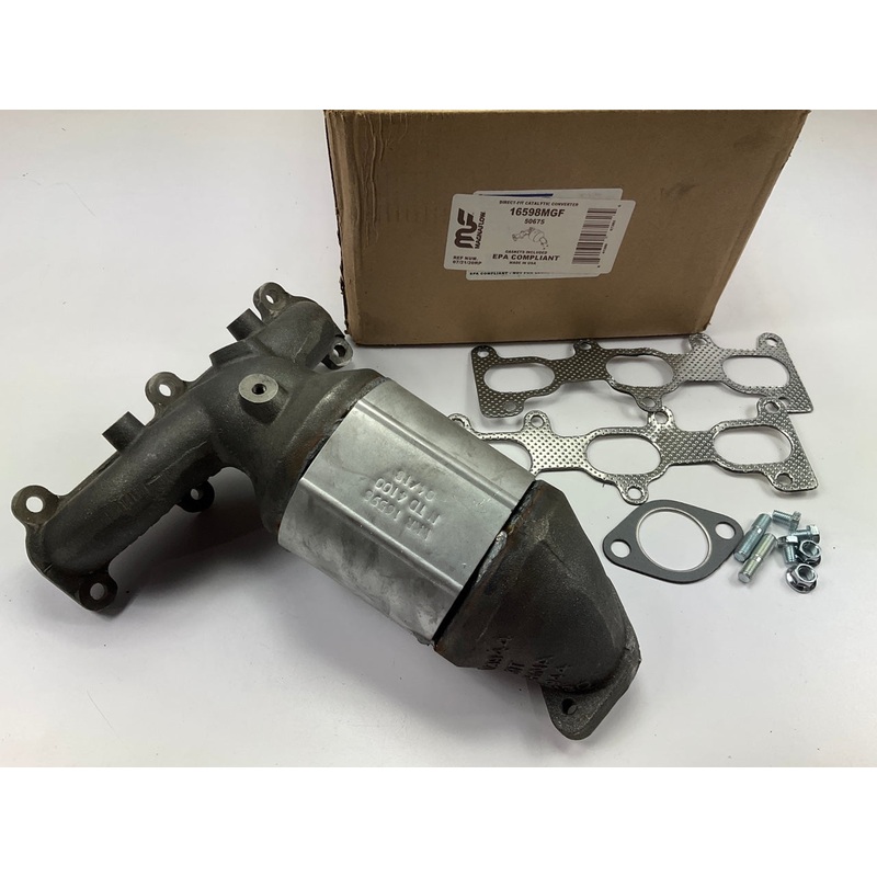 Magnaflow 50675 Front Direct Fit EPA Catalytic Converter & Manifold For Kia 2.7L