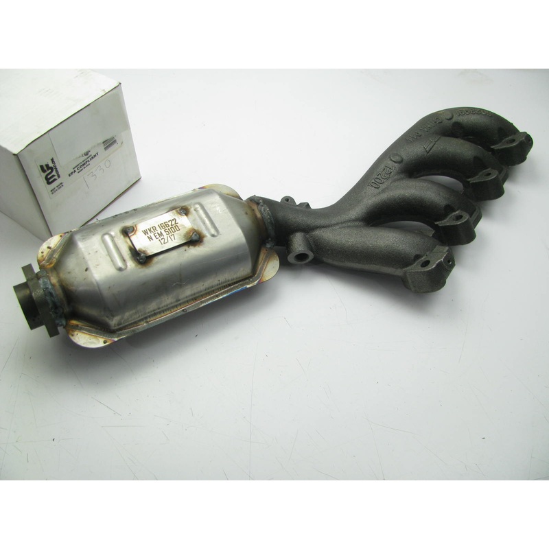 Magnaflow 50760 LEFT Direct-Fit Catalytic Converter Manifold 05-10 STS 04-09 SRX