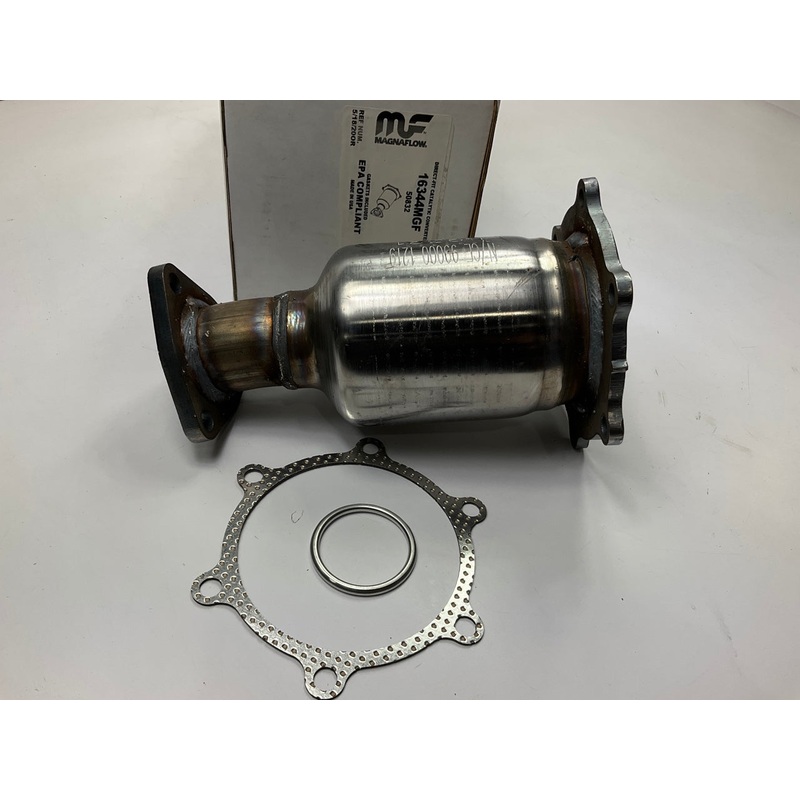 Magnaflow 50832 Direct-Fit RIGHT Catalytic Converter For 01-04 Pathfinder 3.5L