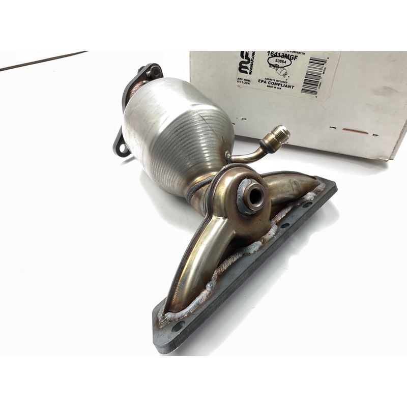Magnaflow 50864 REAR Direct-Fit Catalytic Converter & Manifold 2003-05 Mazda 6
