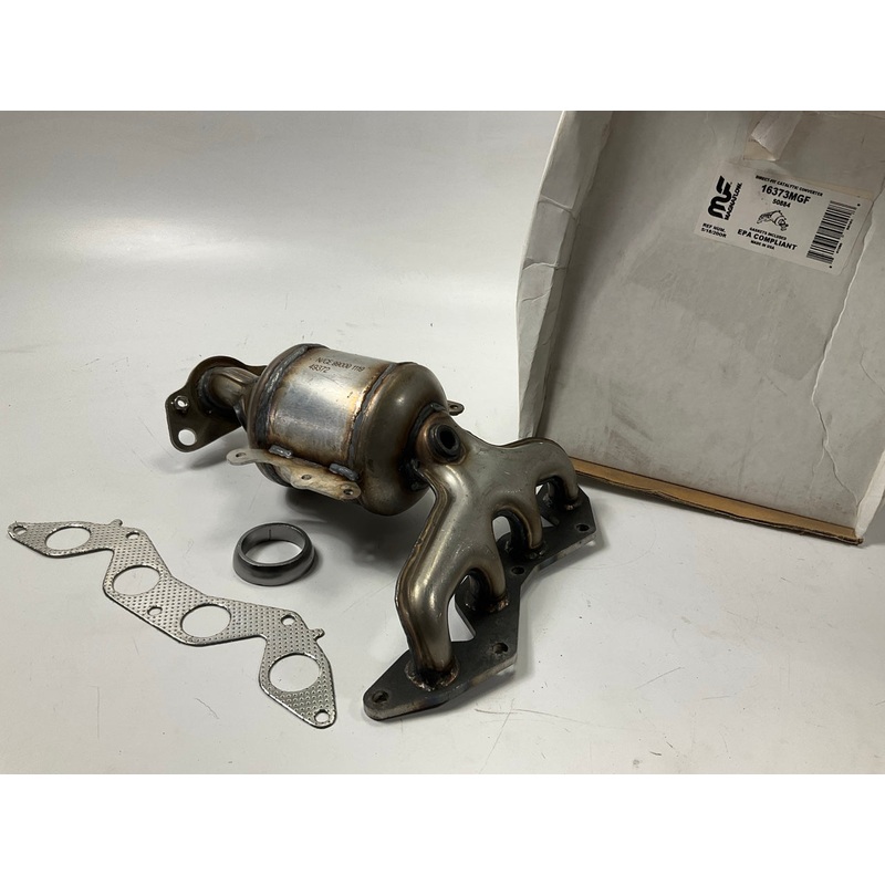 Magnaflow 50884 Direct Fit EPA Catalytic Converter & Manifold - 01-05 Civic 1.7L Type 2