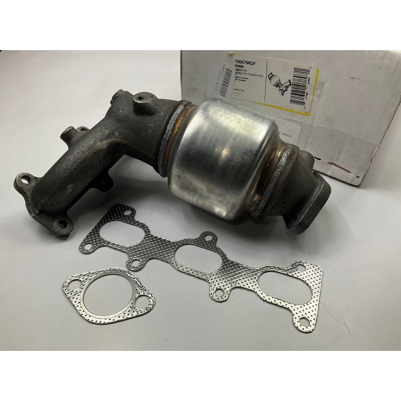 Magnaflow 50909 FRONT Direct-Fit Catalytic Converter Manifold For 06-10 Kia 2.7L