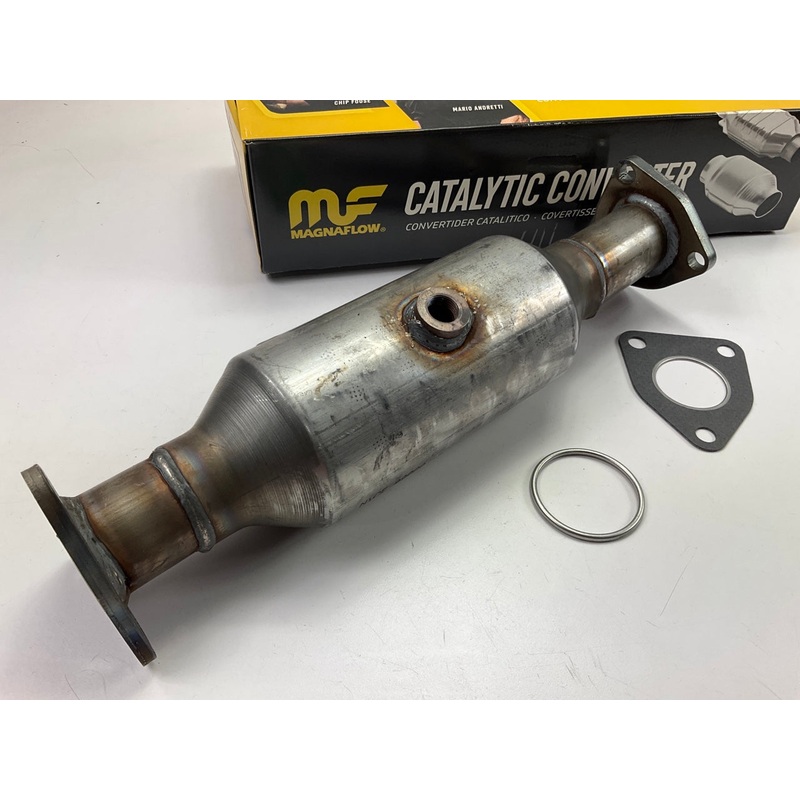 Magnaflow 51297 Direct-Fit Catalytic Converter For 1999-2004 Honda Odyssey V6