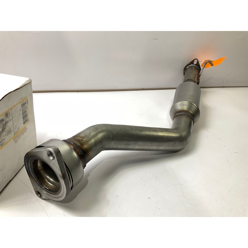 Magnaflow 51396 Direct Fit EPA Compliant Catalytic Converter