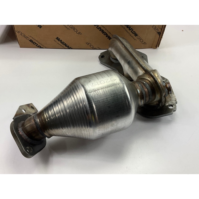 Magnaflow 52017 Front Direct Fit EPA Compliant Catalytic Converter & Manifold