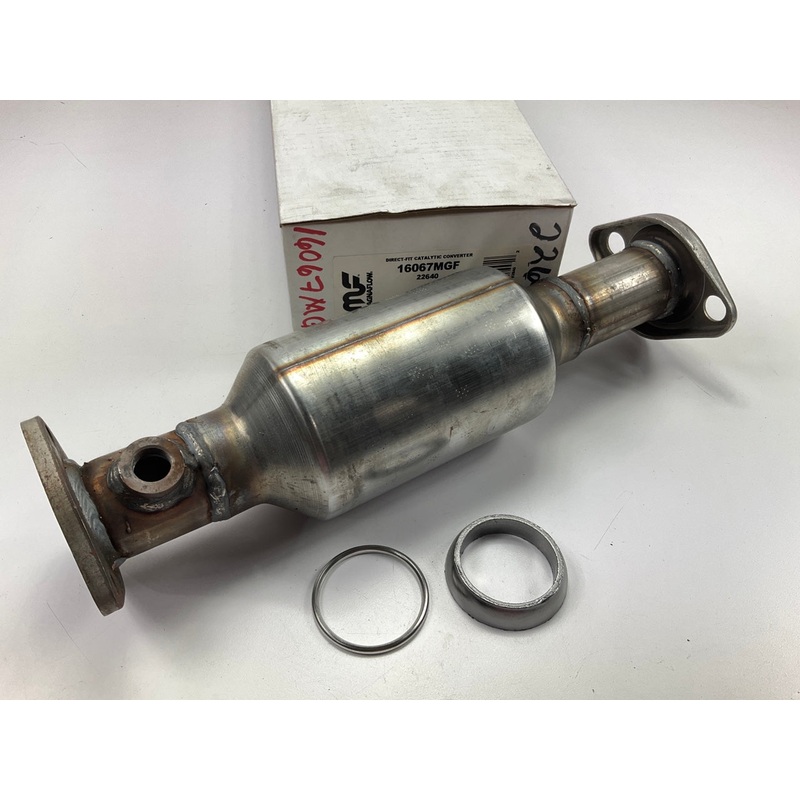 Magnaflow 22640 Direct-Fit Catalytic Converter For 1996-1997 Honda Accord 2.2L