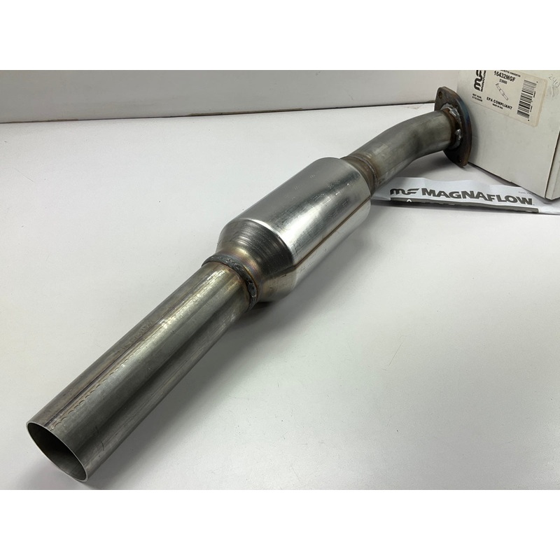 Magnaflow 23000 Direct Fit EPA REAR Catalytic Converter 2006-08 Toyota RAV4 2.4L