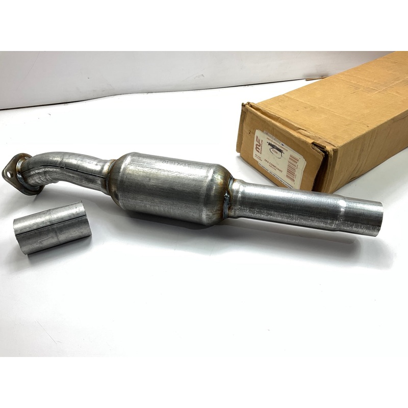 Magnaflow 23200 Direct-Fit REAR Catalytic Converter 04-12 Mitsubishi Galant 2.4L