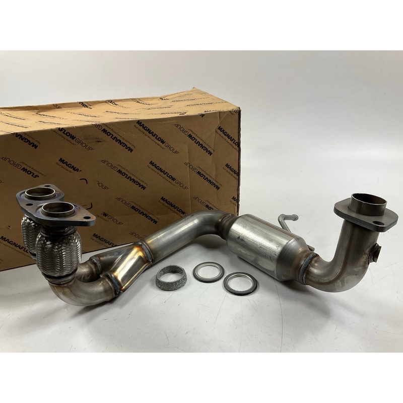 Magnaflow 24065 Direct Fit Catalytic Converter - 2000-2005 Toyota MR2 Spyder