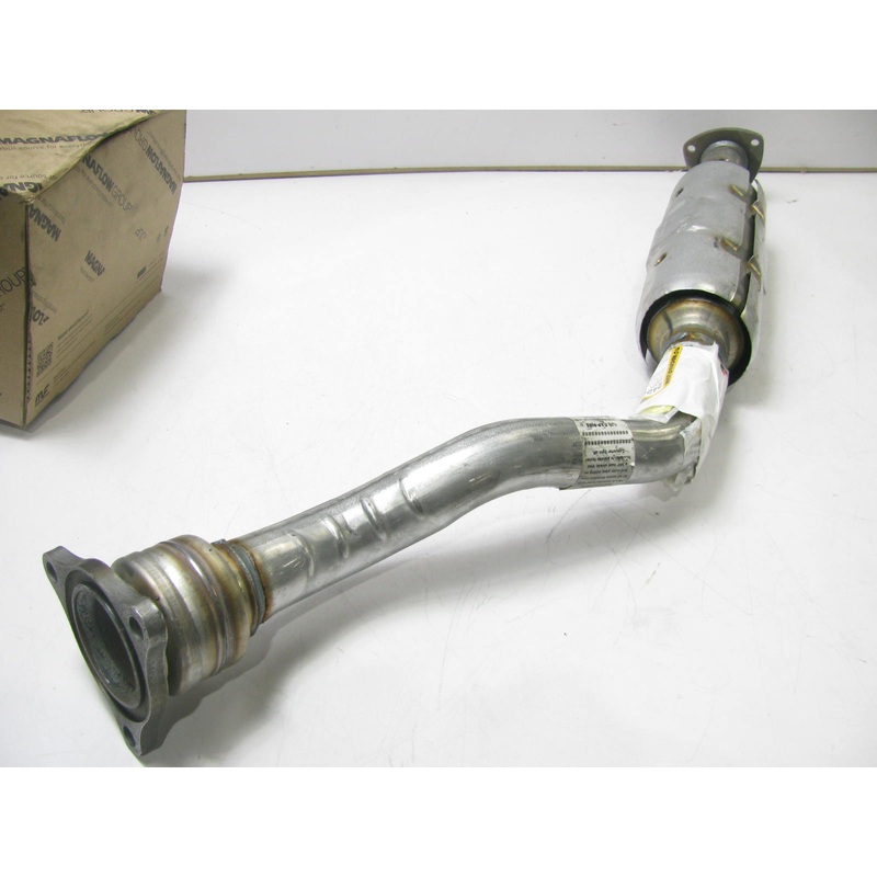 Magnaflow 24201 Direct Fit EPA Compliant Catalytic Converter