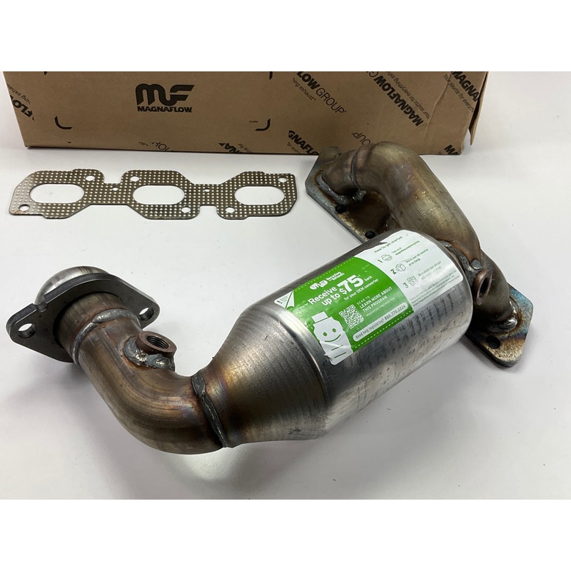 Magnaflow 24367 Direct-Fit FRONT Catalytic Converter Manifold 01-07 Escape 3.0L