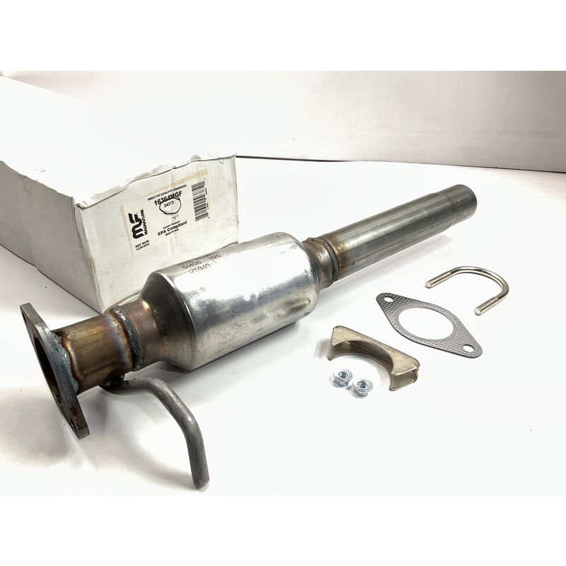 Magnaflow 24373 Direct Fit REAR Catalytic Converter - 2004-2007 Highlander 2.4L