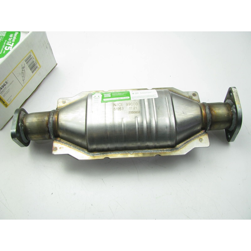 Magnaflow 24963 Direct-Fit REAR Catalytic Converter For 2005-2010 Sportage 2.7L