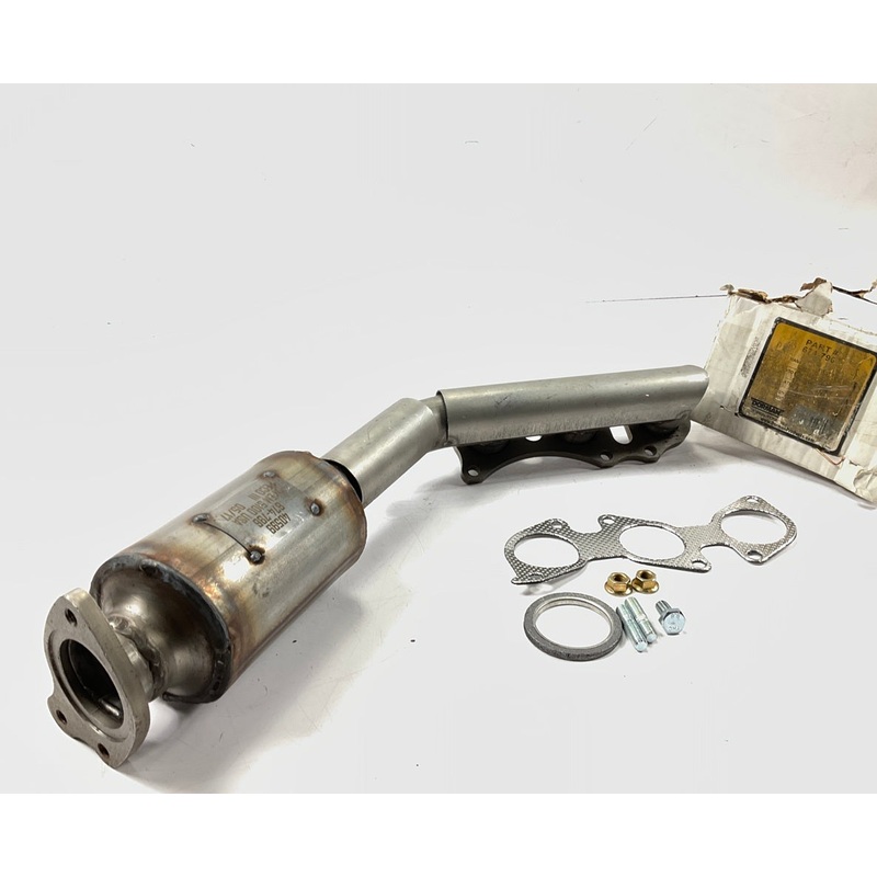 Dorman 674-796 Right Catalytic Converter, EPA Compliant, 2003-09 Toyota 4.0L V6