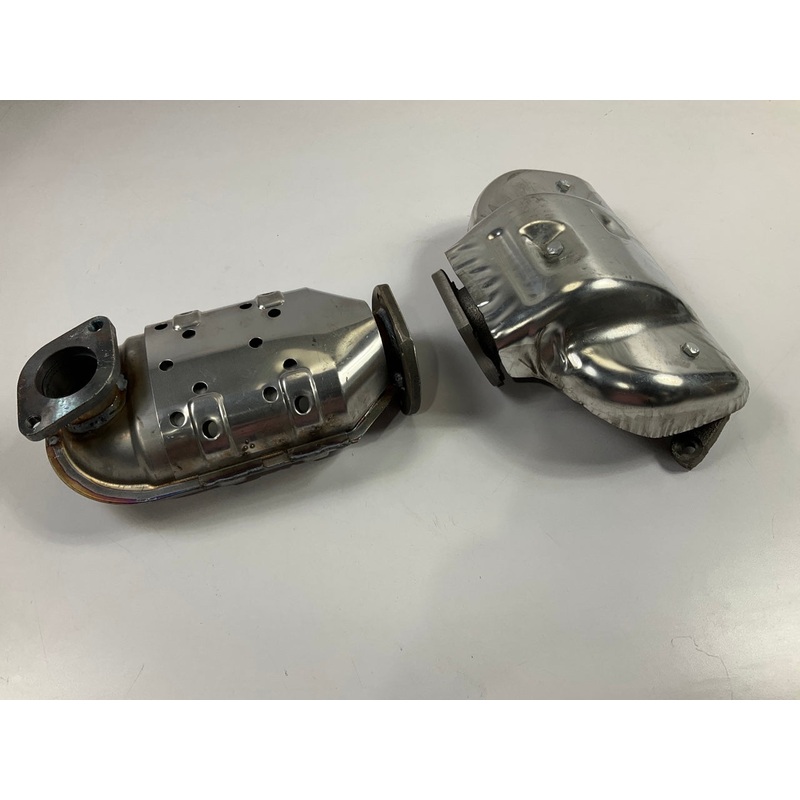 Catalytic Converter With Integrated Exhaust Manifold For 97-06 Hyundai 1.8L 2.0L