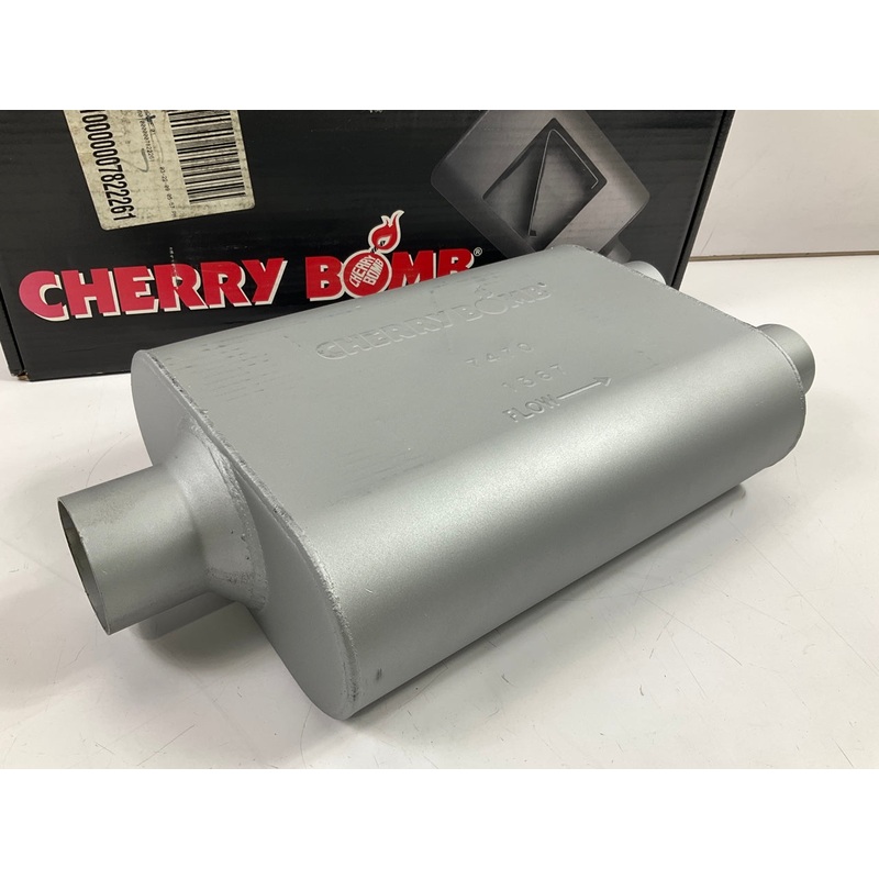 Cherry Bomb 7470 Muffler - 2-1/2'' Center Inlet, 2-1/4'' Dual Outlets, 19'' Long