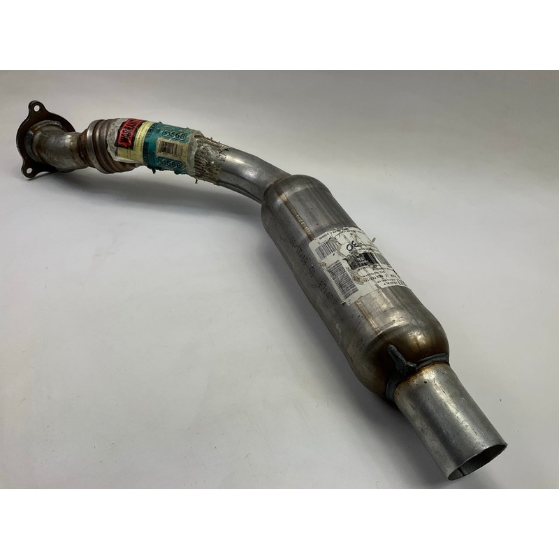 Walker 53568 Exhaust Ultra EPA Direct Fit Catalytic Converter For 04-06 Pacifica