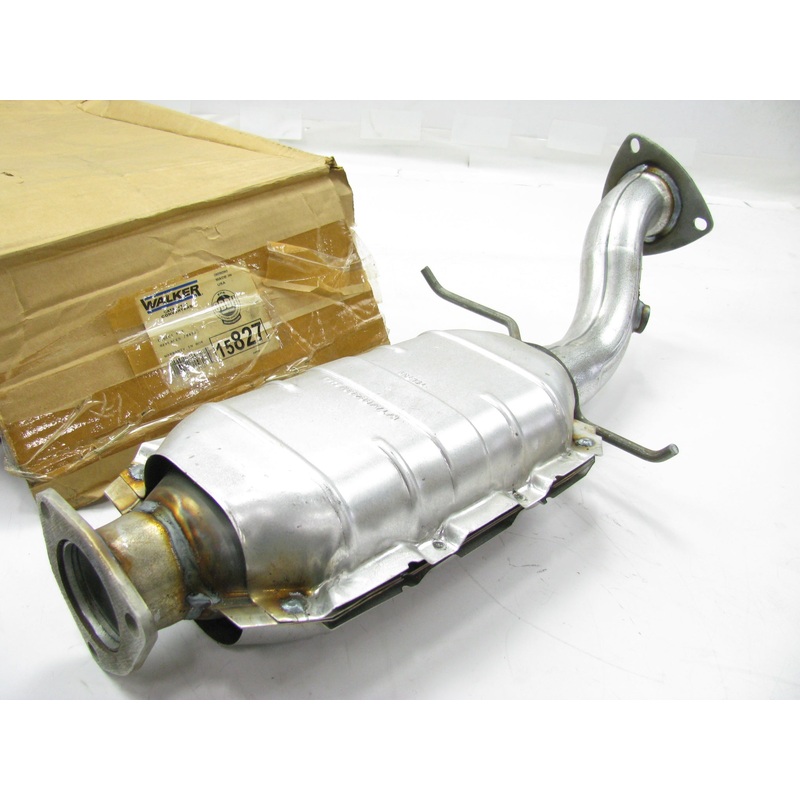 Walker 15827 Catalytic Converter For 1996-1999 Chevy Blazer, GMC Jimmy 4.3L
