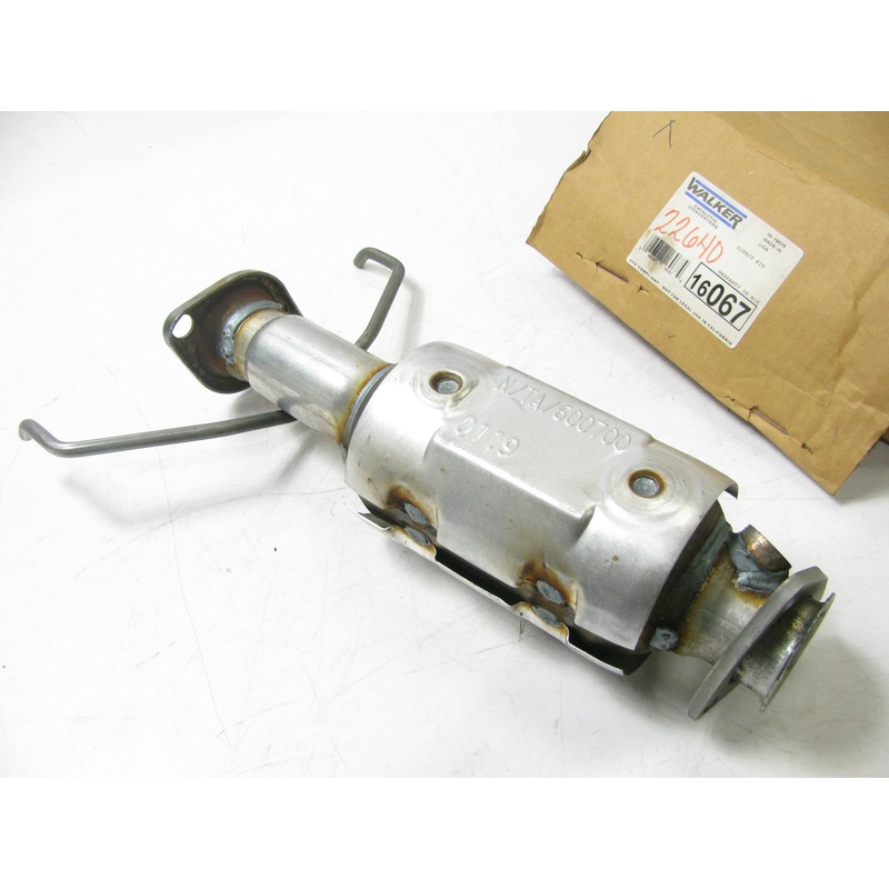 Walker 16067 Direct Fit EPA Compliant Catalytic Converter