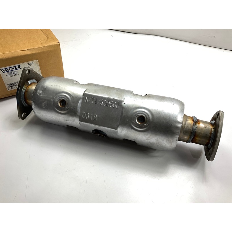 Walker 16323 Direct Fit EPA Compliant Catalytic Converter