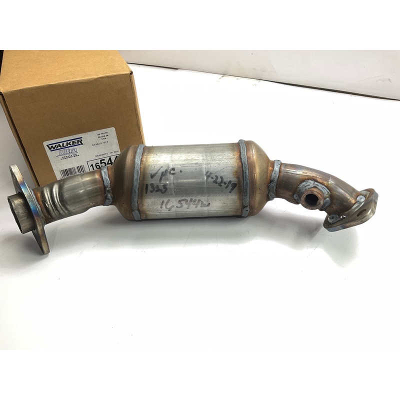 Walker 16544 Direct Fit EPA Compliant Catalytic Converter