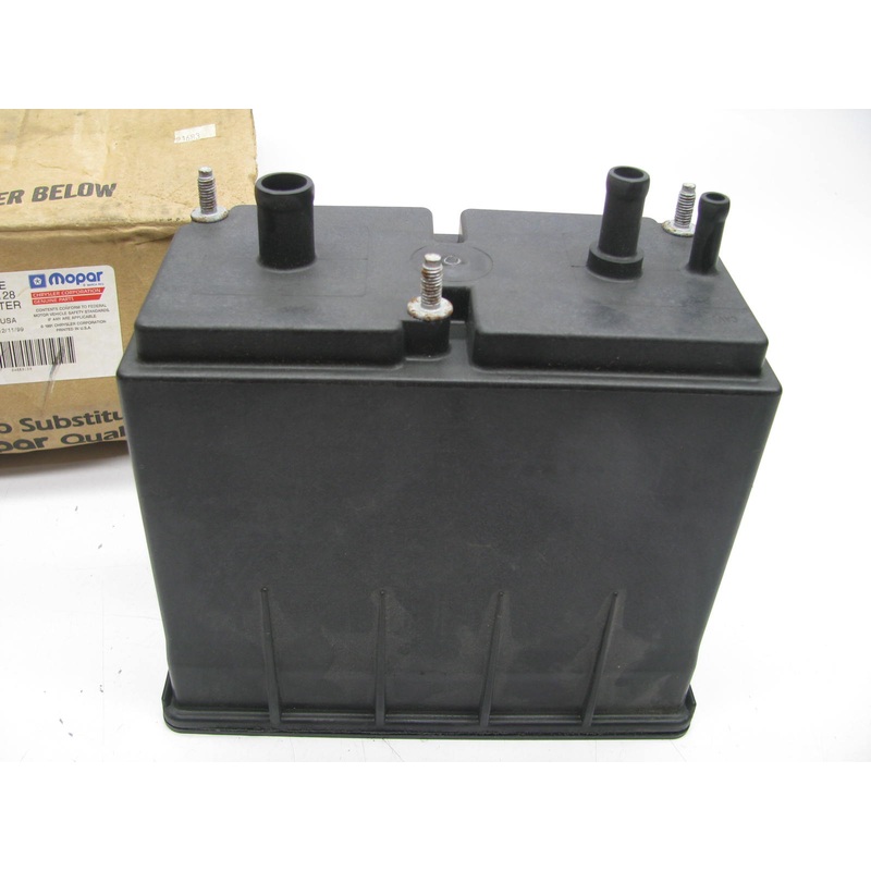 NOS 4669128 Charcoal Fuel Vapor Canister For 1995 Grand Cherokee W/ CA Emissions