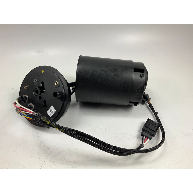 NEW UNBOXED Bosch F01C150224 DEF OEM Diesel Exhaust Fluid Heater