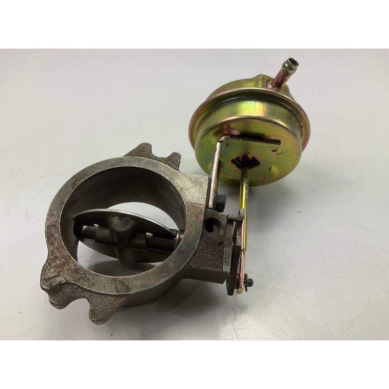 NEW UNBOXED OEM GM 5233650 Exhaust Manifold Heat Riser