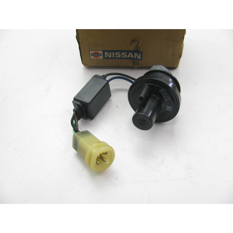 NEW GENUINE OEM 22360-N8700 Vacuum Switch For 1979-1981 Nissan 200SX 2.0L Z20E