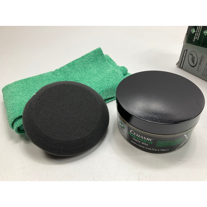 Turtle Wax 53786 Hybrid Graphene Automotive Ceramic Paste Wax Kit 5.5 Oz