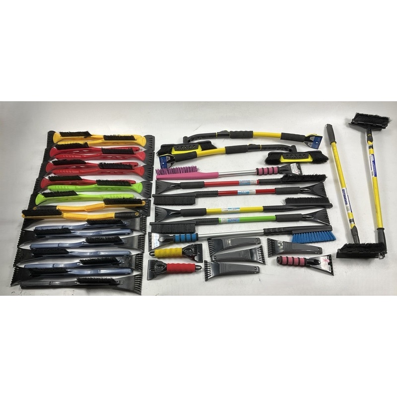 35 Assorted Mixed Ice Scrapers & Snow Broom Brushes - ICE SCRAPER Lot #15